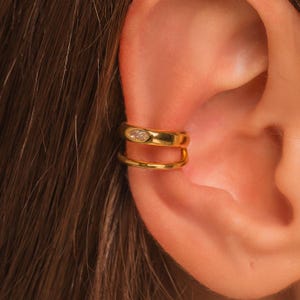 Double Marquise CZ Conch Ear Cuff Earring • No Piercing Needed • 18K Gold Plated Sterling Silver