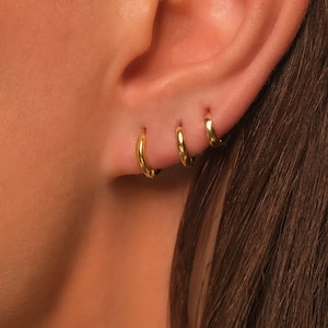 Huggie Hoop Earrings • Tiny Cartilage Hoop Earrings in 18K Gold Sterling Silver • 8mm, 7mm, 6mm, 5mm (sold in pairs)