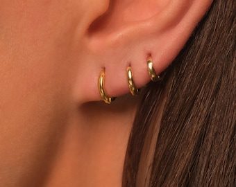 Tiny Gold Hoop, Minimalist Cartilage Earrings, Small Hoops