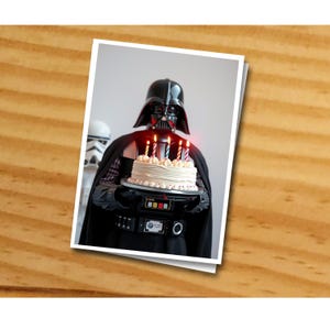 Sofortige druckbare Star Wars Geburtstagskarte, druckbare Darth Vader Geburtstagskarte, PDF Star Wars Geburtstagskarte, digitale Darth Vader Geburtstagstorte Karte