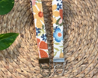 Floral Boho Wristlet Keychain, Key Fob Wristlet, Keychain Wristlet Lanyard, Modern keychain for woman, New Car Gift, Girly Keychain