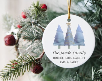 Family Christmas Ornament - Personalized Family and Pet Ornament, Custom Christmas Ornament, Personalized Holiday Gifts