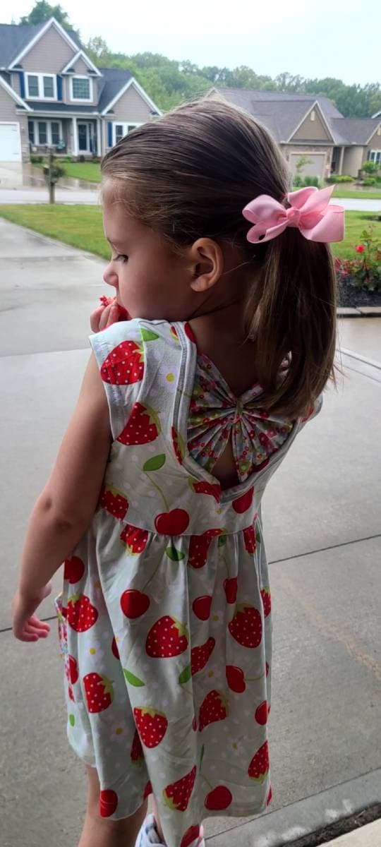  Little Girls Party Dresses Red Strawberry Sleeveless