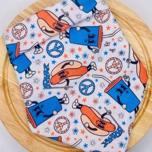 Dog Bandana, Independence Day, America Dog Bandana, Snap On Bandana, Dog Scarf, Dog Gift, Patriotic Dog Bandana, Patriotic Pet, 4th of July