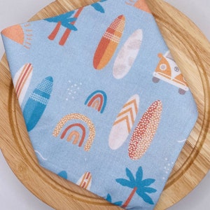 Hundehalstuch, Surf-Hundehalstuch, Surfbrett-Hundehalstuch, Druckknopf-Bandana, Hundehalstuch, Haustier Geschenk, Strand-Bandana, Surfer-Bandana, Sommer-Hundehalstuch