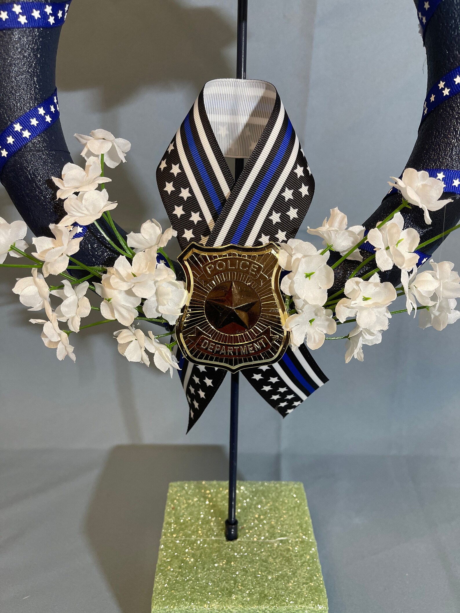 Police Memorial Cemetery Wreath Funeral Flowers Commemorate Etsy