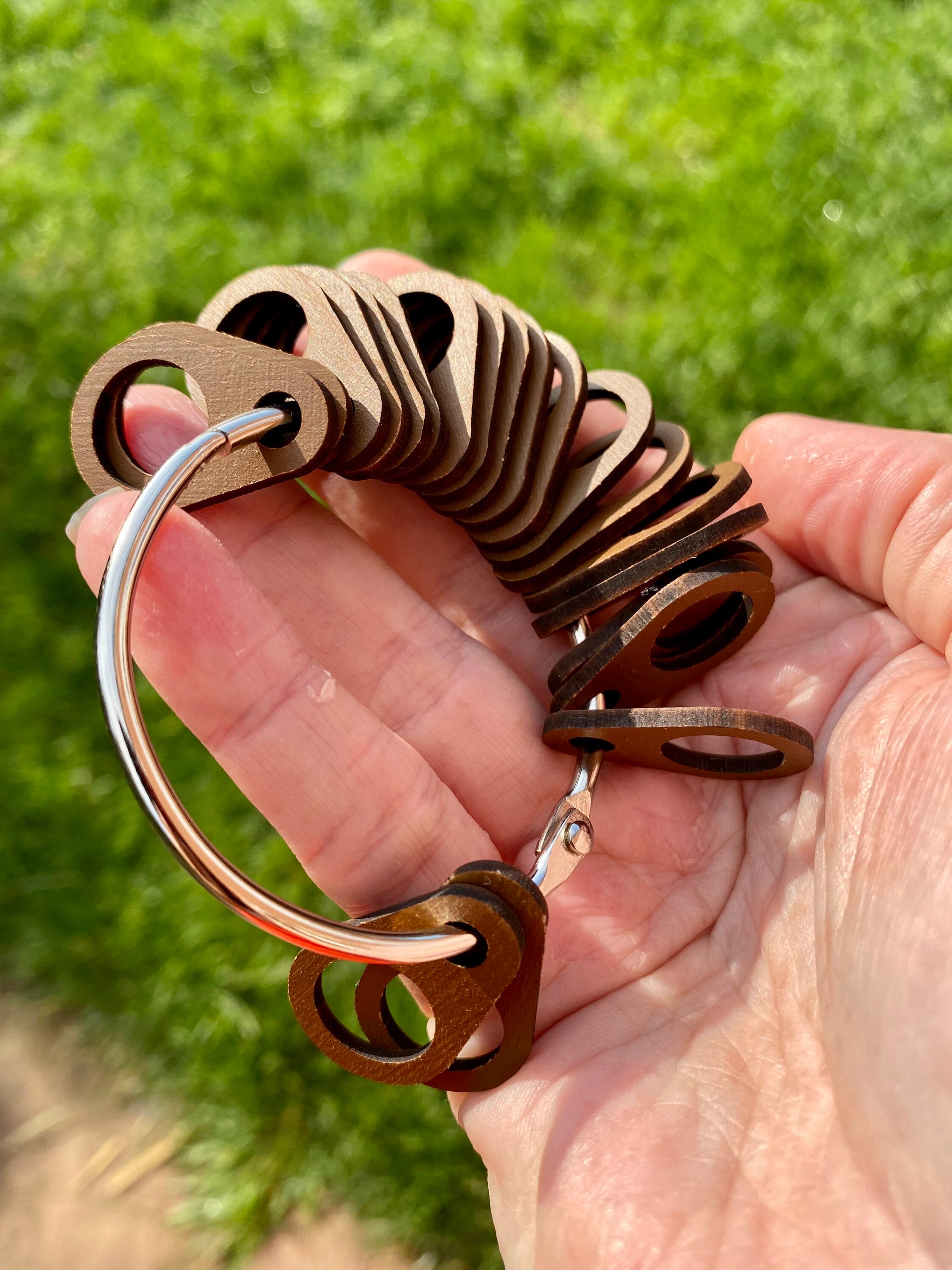 Simple floss/thread drops with floss ring chocolate brown Etsy