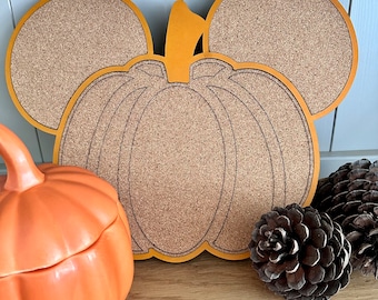 Pumpkin Halloween Mickey Pin board, Disney pin trading