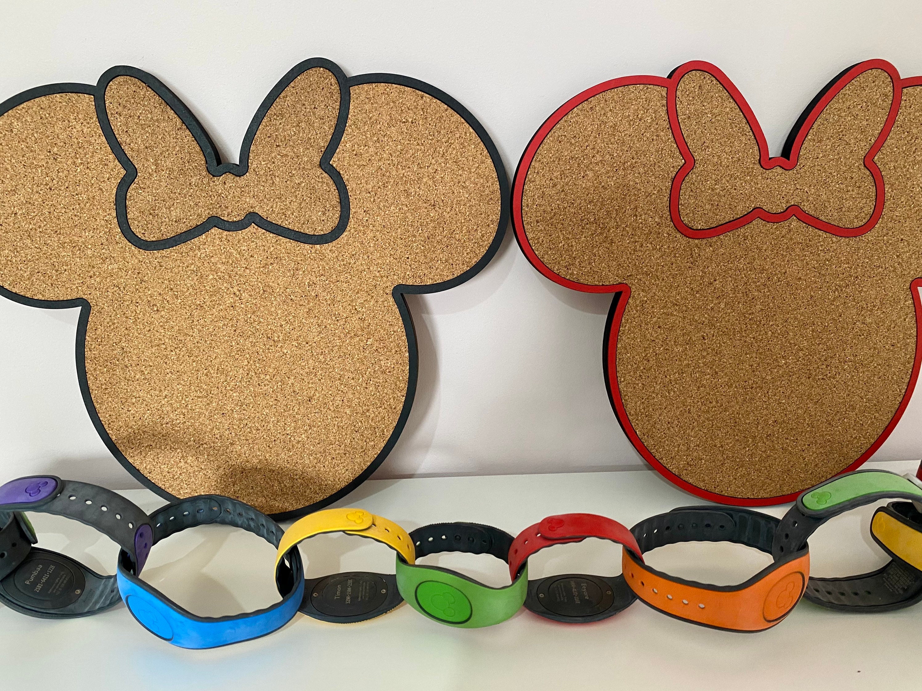 ミニーマウスのピントレーディングボード - Etsy 日本
