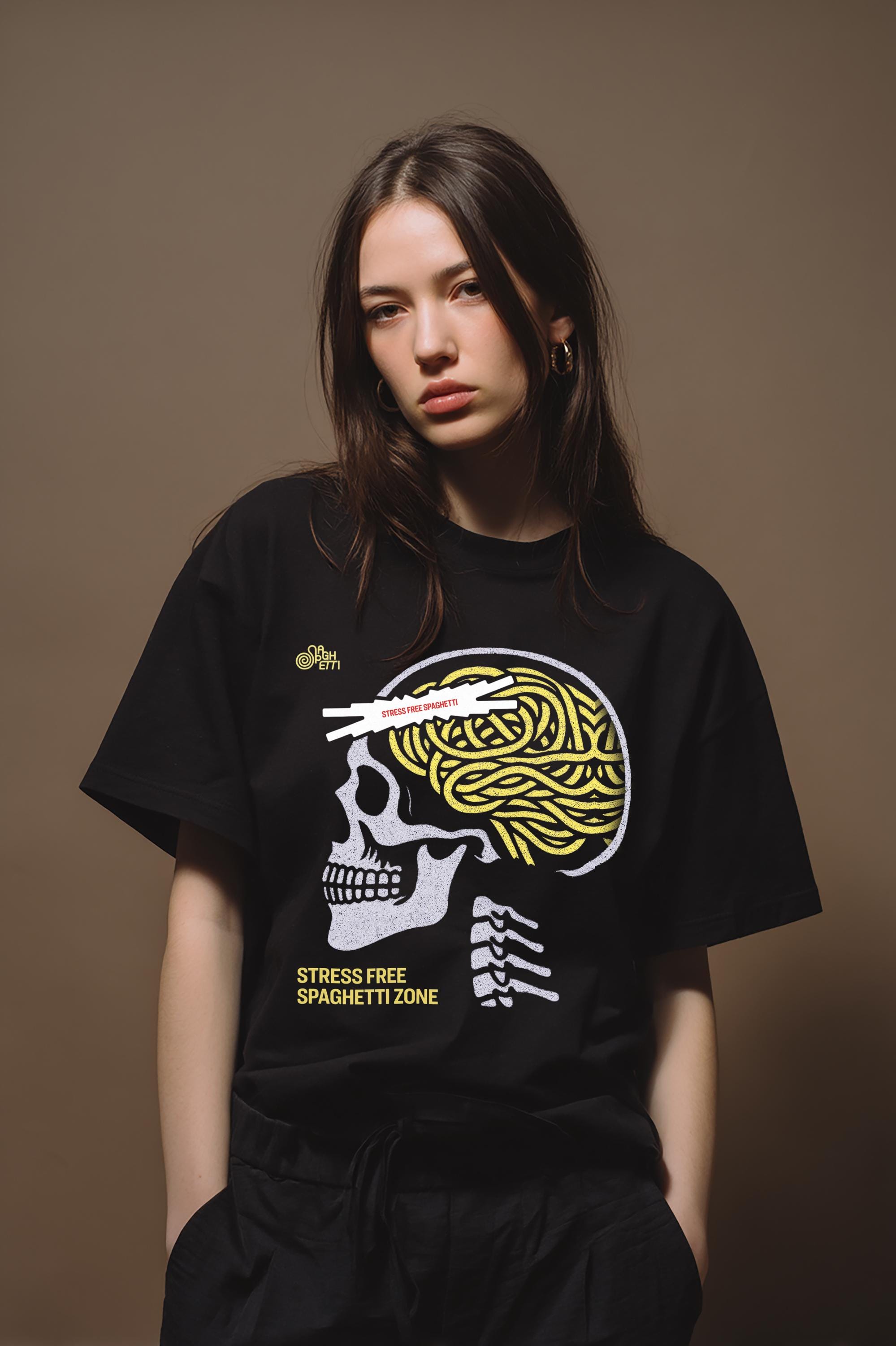 LE SSERAFIM spaghetti EAT IT UP Tシャツ カズハ LESSERAFIM ル