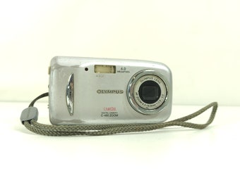 Olympus Camedia C-480 Zoom 4.0MP Compact Digital Camera Silver For Parts