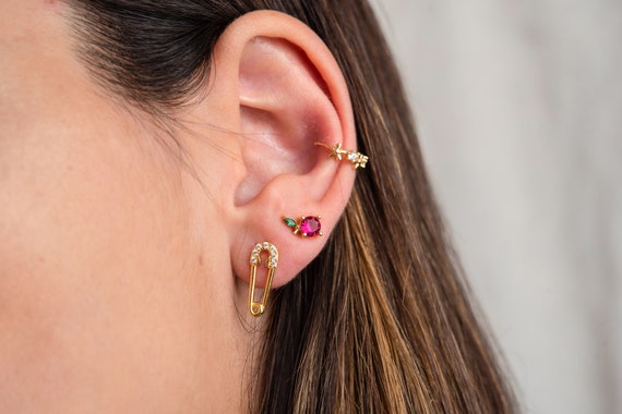 Safety pin stud earrings deals