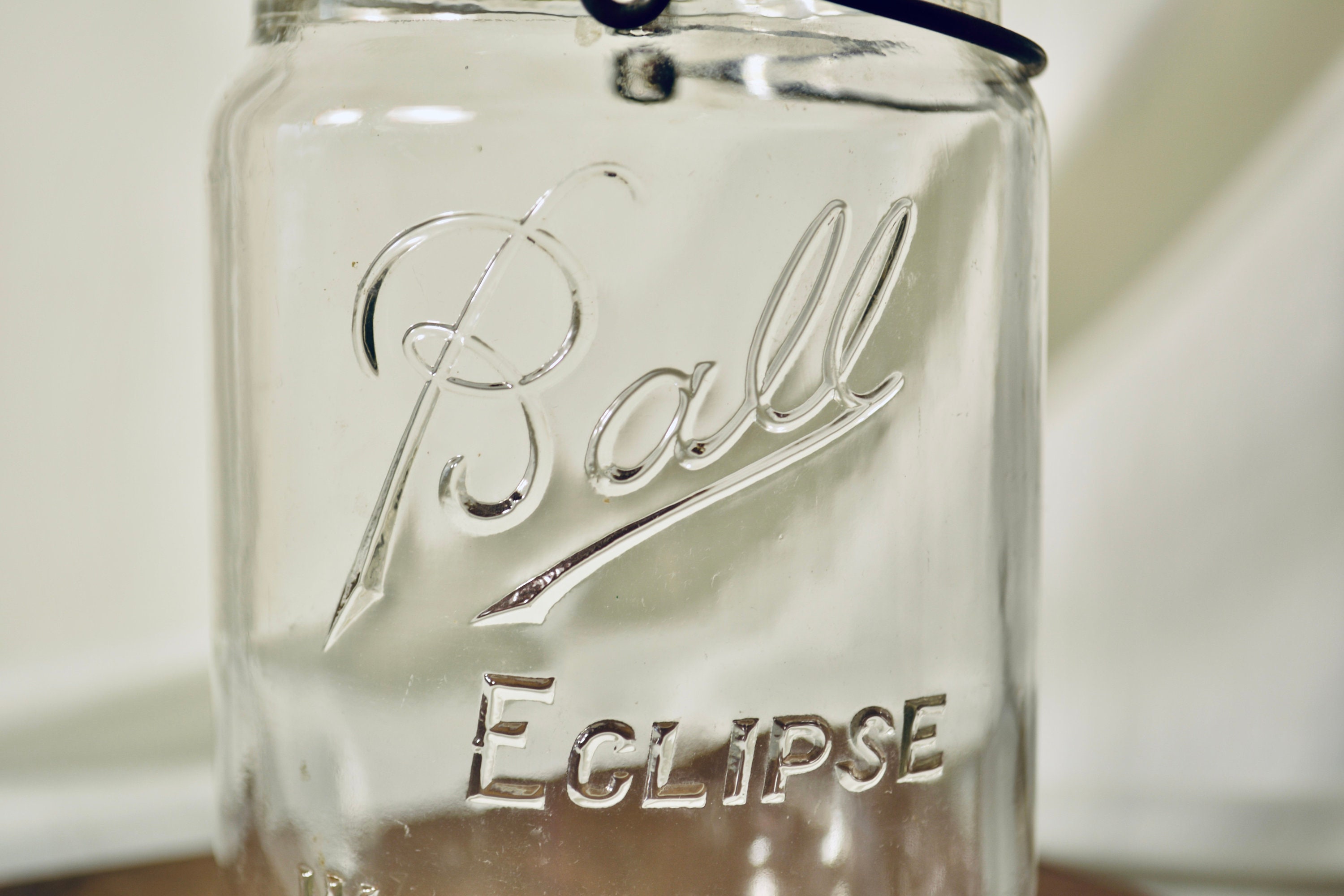 Ball Eclipse Wide MOUTH Vintage Excellent Shape Clear QUART Wire Bale