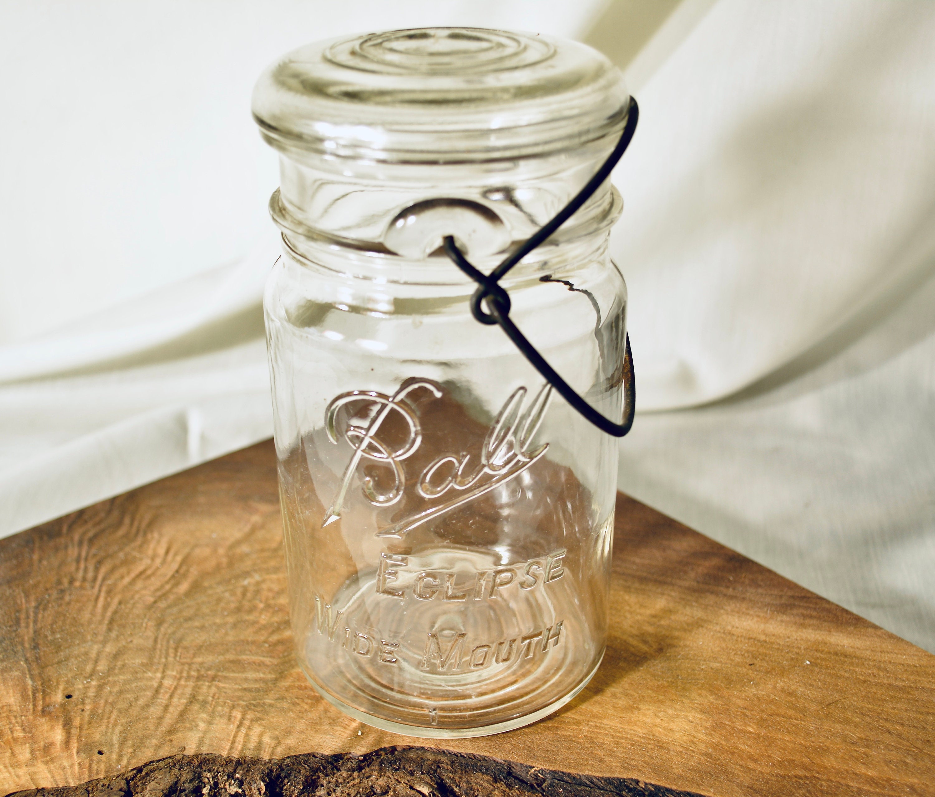 Ball Eclipse Wide MOUTH Vintage Excellent Shape Clear QUART Wire Bale Mason Fruit Canning Jar