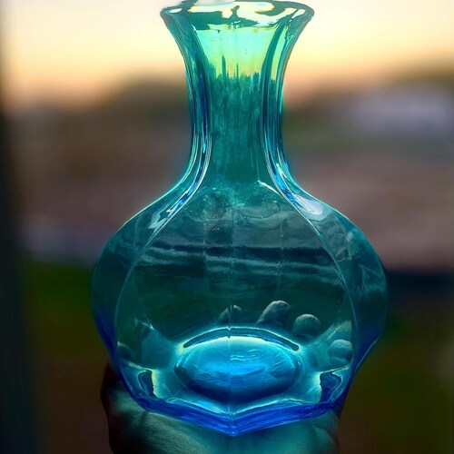 Lalique バガテル 葉と鳥の彫刻 花瓶 Lalique バガテル 葉と鳥の彫刻