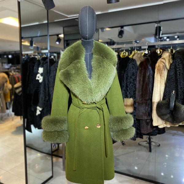 Cashmere, Wool mixed Fabric Woman Fur Coat with Real Fur Coat Woman’s Long Winter Coats – Luxury Coats