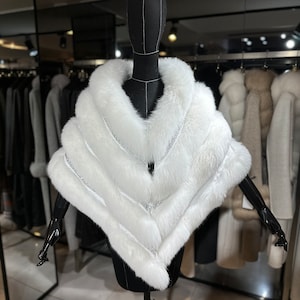 Women Luxury Fox Fur Shawl - Fox Fur Wrap Bridal - Fox Fur Stole for Wedding -  Limited Edition Fox Fur Cape Luxury Gift for Women