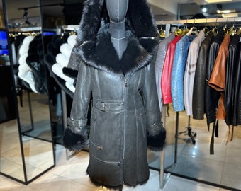 Genuine Shearling Women Coat with Real Leather and Fur Women&#39;s Winter Jackets – Luxury Coat Luxury Gift for Women