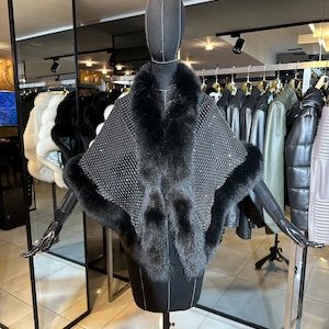 Women Luxury Fox Fur Shawl - Fox Fur Wrap Bridal - Fox Fur Stole for Wedding -  Limited Edition Fox Fur Cape Luxury Gift for Women