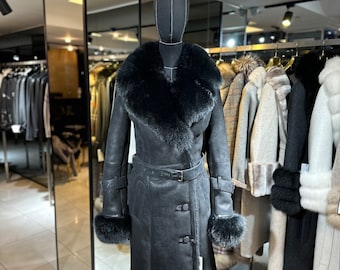 Genuine Shearling Women Coat with Real Fox Fur Collar Women&#39;s Winter Jackets – Luxury Coat Luxury Gift for Women