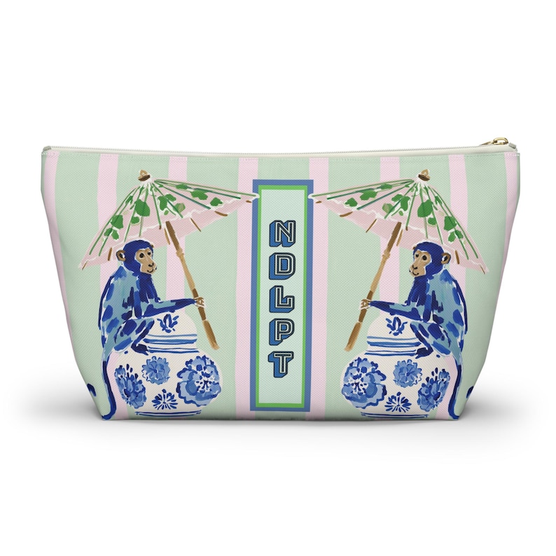 Needlepoint Project Bag NDLPT, Chinoiserie Blue Monkeys Pouch, Preppy  Stitcher Gift, Sewing Travel, Grandmillennial Accessory