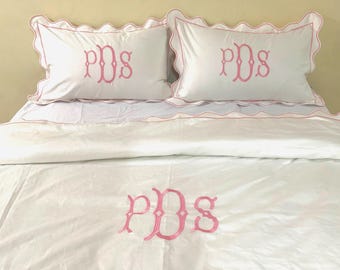 Personalized Monogram 400TC White Cotton Sateen Hotel Stitch Duvet Cover Set in Scalloped& Border Embroidery 1 Duvet Cover and 2 Pillow Sham