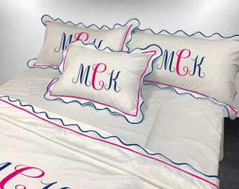 Multicolor Monogram 400TC White Cotton Sateen Hotel Stitch Duvet Cover Set in Scalloped& Border Embroidery 1 Duvet Cover and 2 Pillow Sham