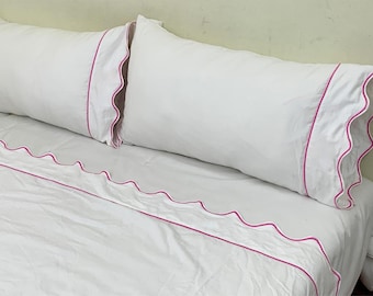 400 Thread Count White Cotton Sateen Scalloped Embroidery & Border Hotel Stitch Sheet Set (15" deep pocket fitted sheet)