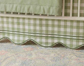 Falda para cuna con estampado de cuadros, borde festoneado y doble ribete, faldón para cuna de bebé, ropa de cama para cuna infantil, falda para cama de bebé niño y niña.