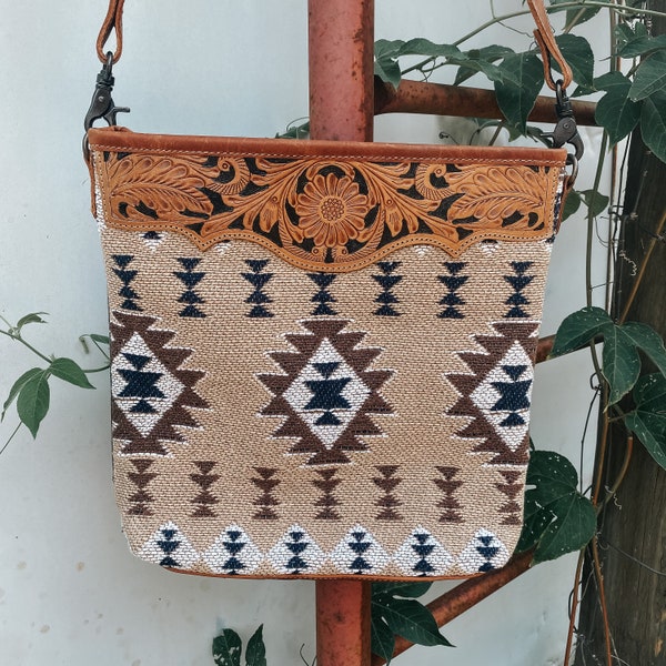 Western leather and saddle blanket bag