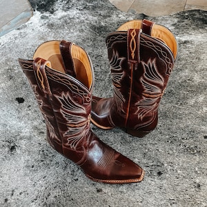 Genuine leather western snip toe boots image 1