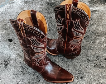 Genuine leather western snip toe boots