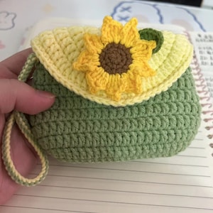 Bolsa de girassóis de crochê, mini bolsa de girassóis de crochê, bolsa de crochê, bolsa de girassóis verdes de crochê, bolsa de cartão artesanal, presente artesanal, presente fofo