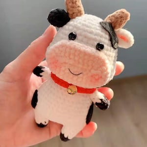 Crochet Cow Pendant, Handmade knitted Cow, Crocheted Animal Accessories, Home Decor, Cute gift