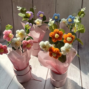 Häkelblumenstrauß, Strickstrauß Mit Geschenktasche, Blumenschmuck Dekoration, Geburtstagsgeschenk, Geschenk für Sie, Gehäkelte Puffblumen
