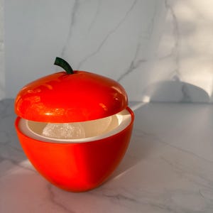 ANCIEN GROS SEAU A GLACONS EN ALU ANNEE 60 FORME POMME