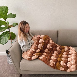 Bubble Trouble Throw Blanket Pattern KNITTING PATTERN ONLY image 3