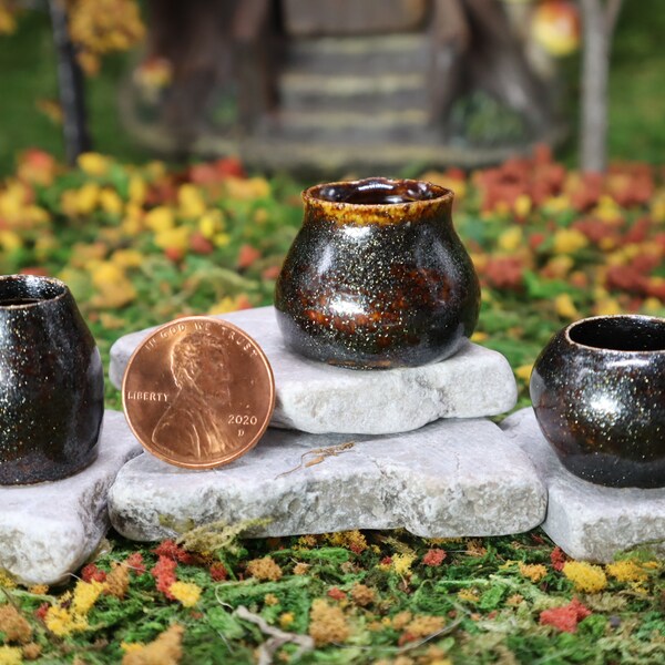 Miniature hand-thrown, hand-glazed, kiln-fired vases. Sparkling Brown color scheme.