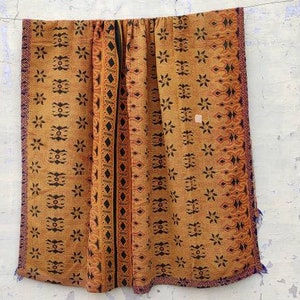 Colcha de solteiro vintage Kantha Quilt: colcha indiana
