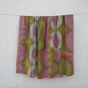 Vintage Indian Kantha Quilt: Bohemian Lehriya Print Bedcover