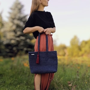 Handmade Macrame Tote Bag: Bohemian Cotton Shoulder Bag