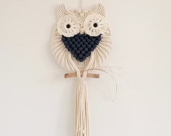 Macrame owl, wall hanging macrame owl, decoration for living room, decoration for toddler's room, handmade gift, decoration for kids room