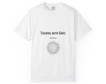 Camiseta de girasol "Enseñando con gracia, no con perfección" / Ánimo para madres que educan en casa