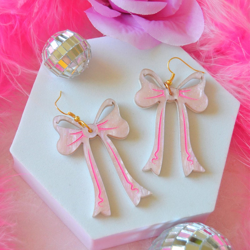 Pink Cutesy Bow Statement Earring main image 1
