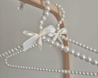 Pearl wedding coat hanger with bow - bridal | wedding | bridesmaids | bridal party | wedding dress hanger