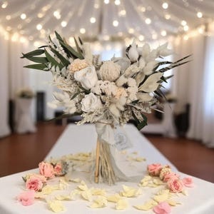 Bridal bouquet, bridal accessories, wedding bouquet, wedding flower, bridal flower, boho bridal bouquet, dried bridal bouquet, wedding decor