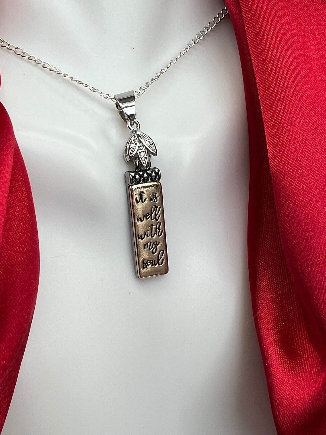 Beautiful .925 Sterling Silver Chain and Gold 