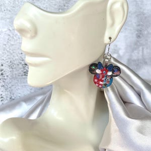 Minnie Mouse 4th of July silver choice of medium or small Disney holiday fashion Independence Day earrings. bild 7