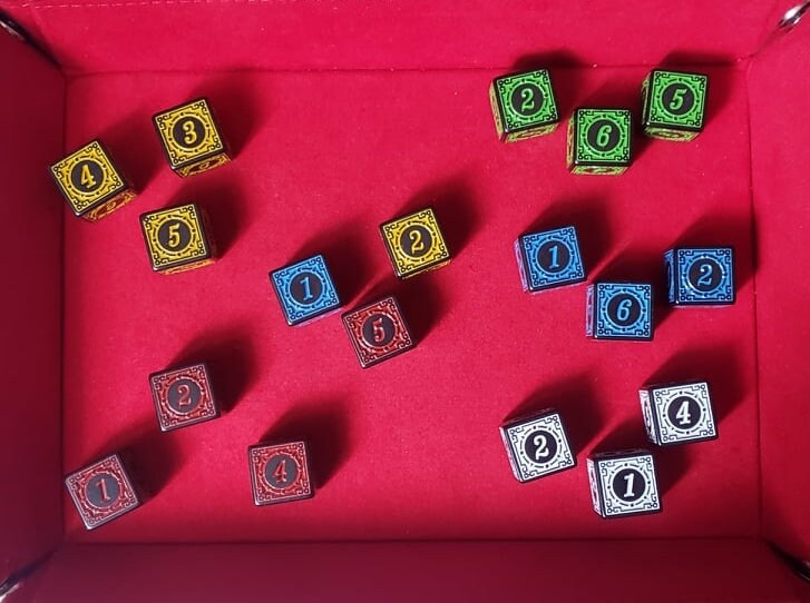 3 Dés Pour L' Astragolomancie