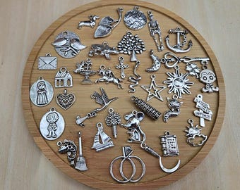 Encantos divinatórios de Lenormand de prata